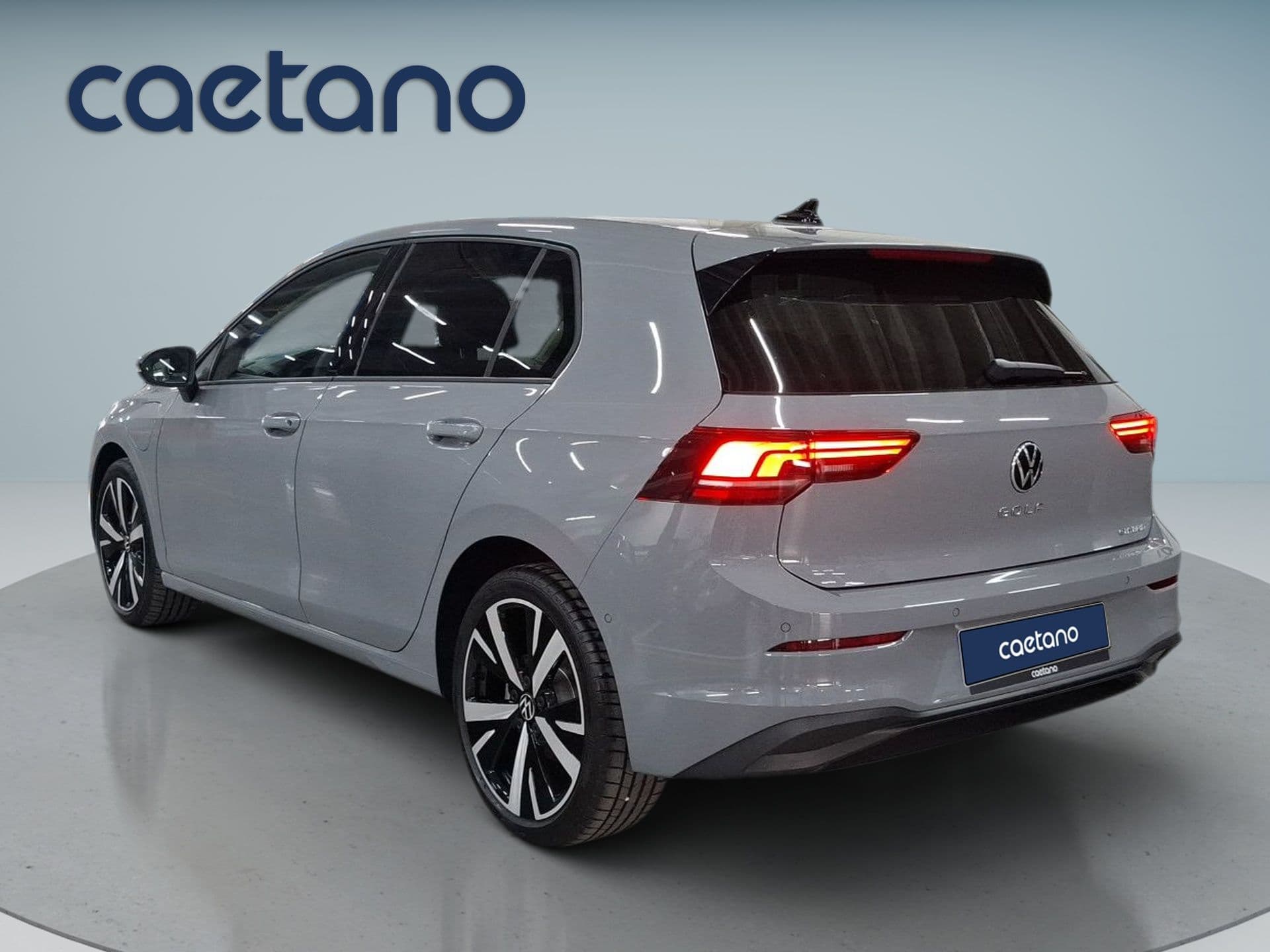 Volkswagen Golf - 3