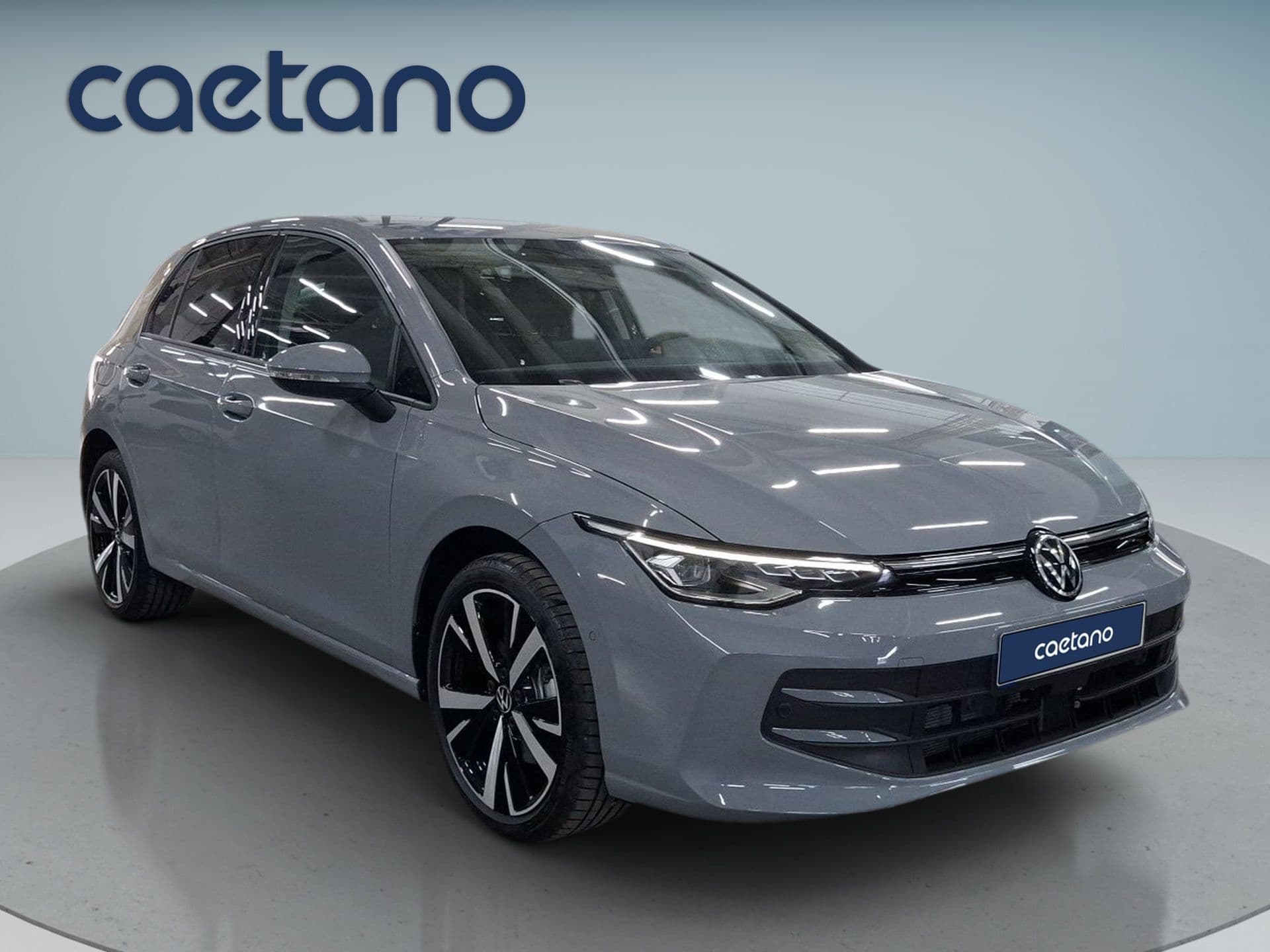 Volkswagen Golf - 10
