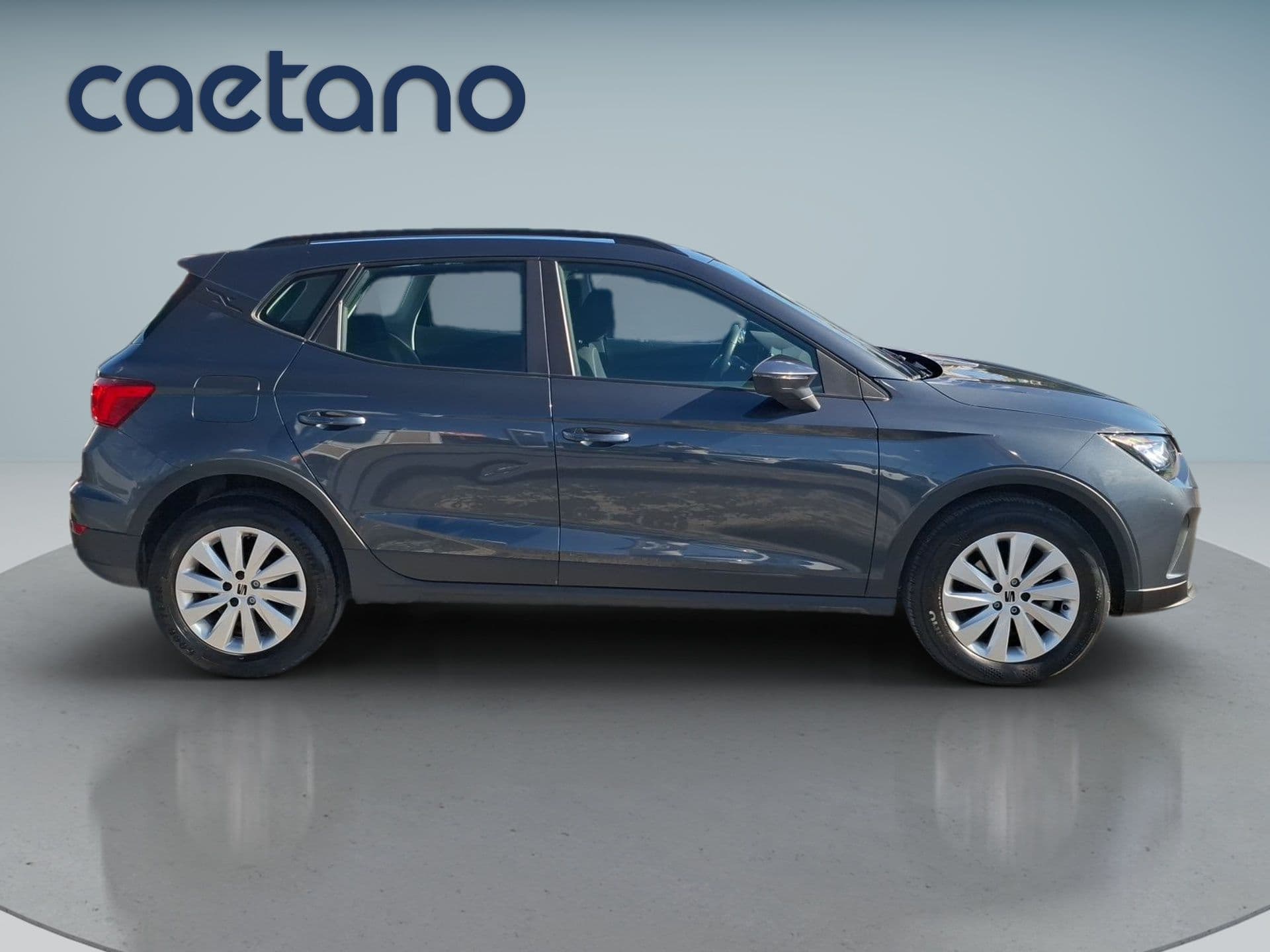 SEAT Arona - 9