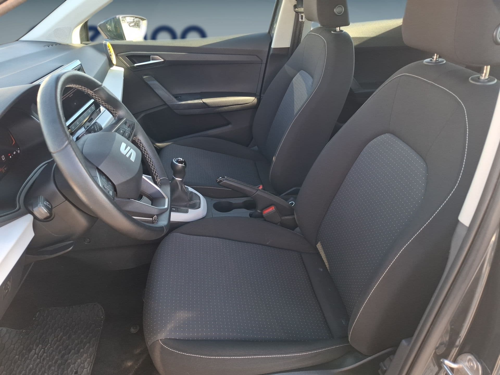 SEAT Arona - 11