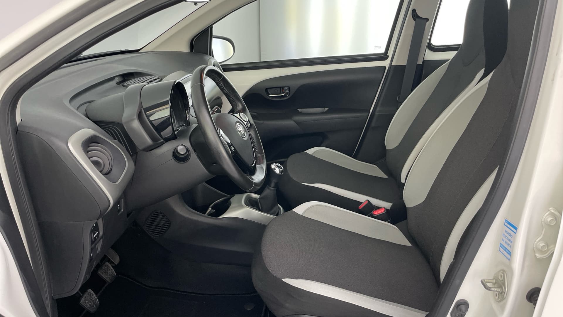 Toyota Aygo - 11