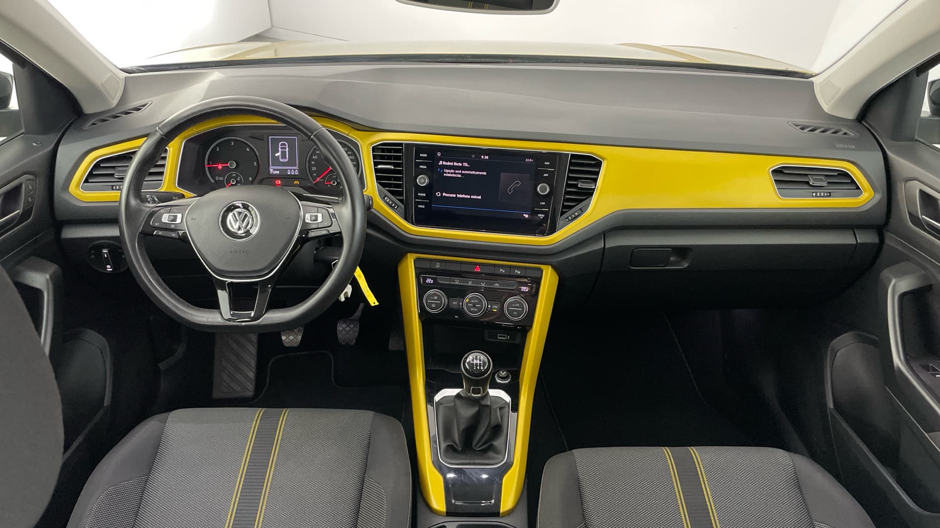 Volkswagen T-Roc - 10