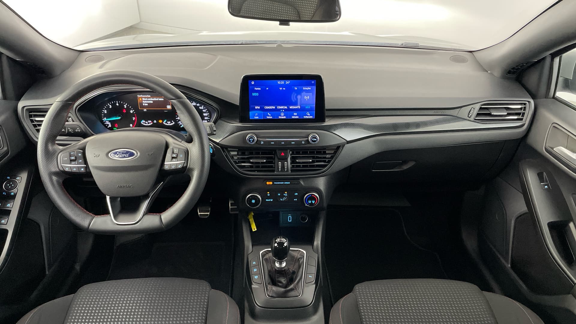 Ford Focus - 10