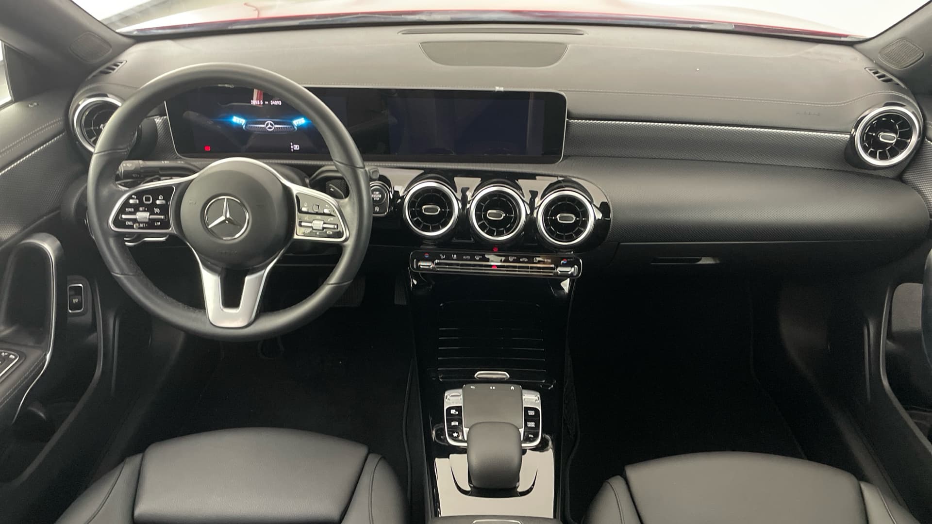 Mercedes-Benz CLA - 10