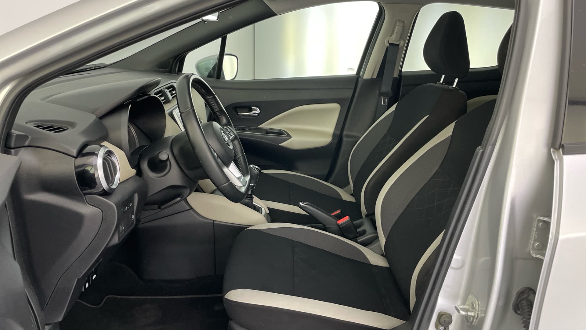 Nissan Micra - 11