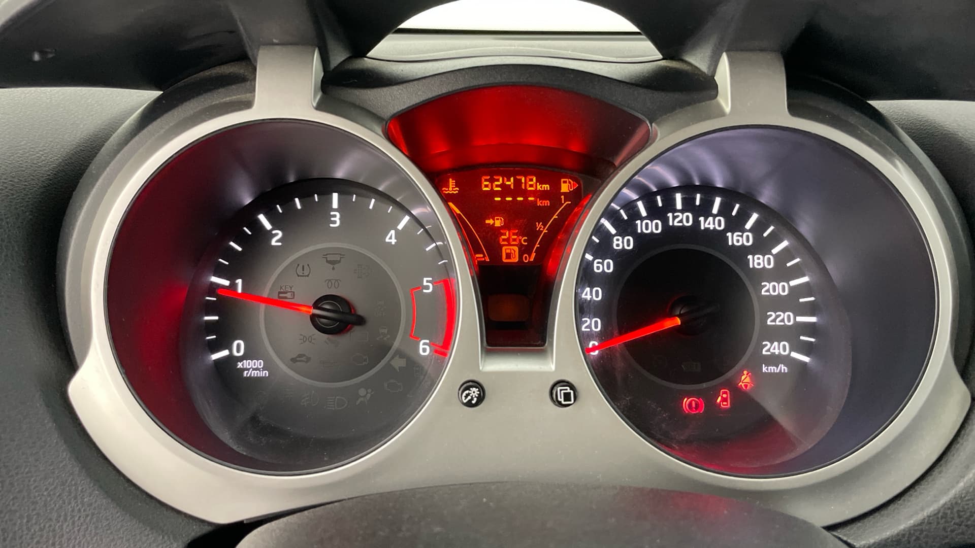 Nissan JUKE - 9