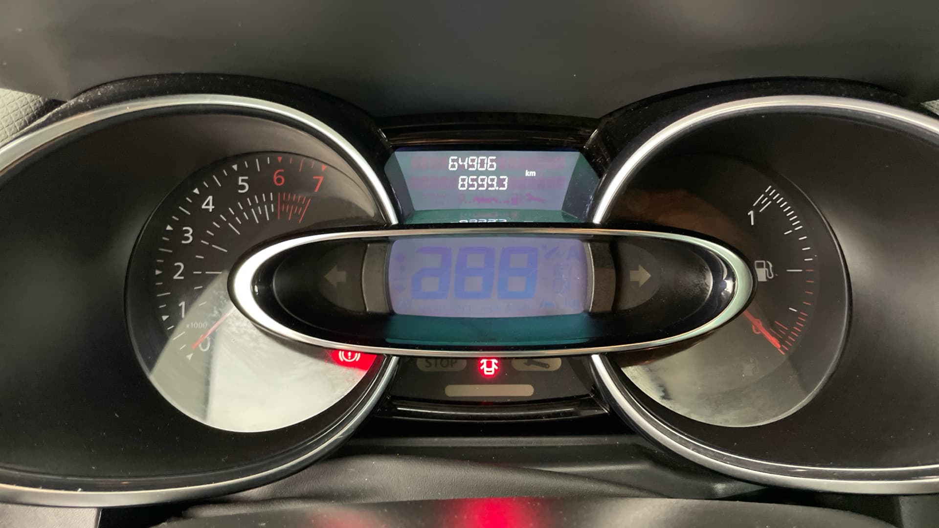 Renault Clio - 9