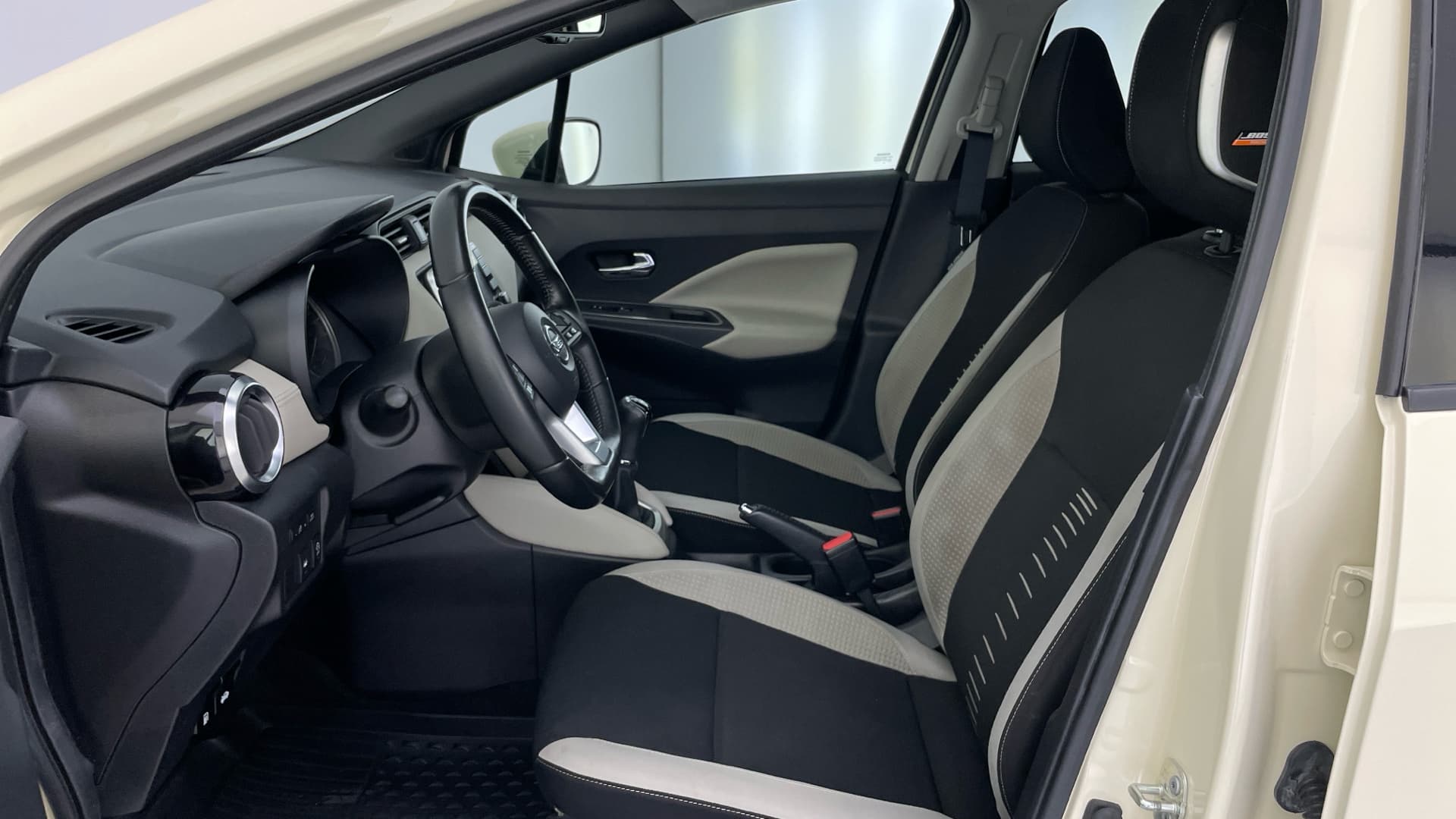 Nissan Micra - 11