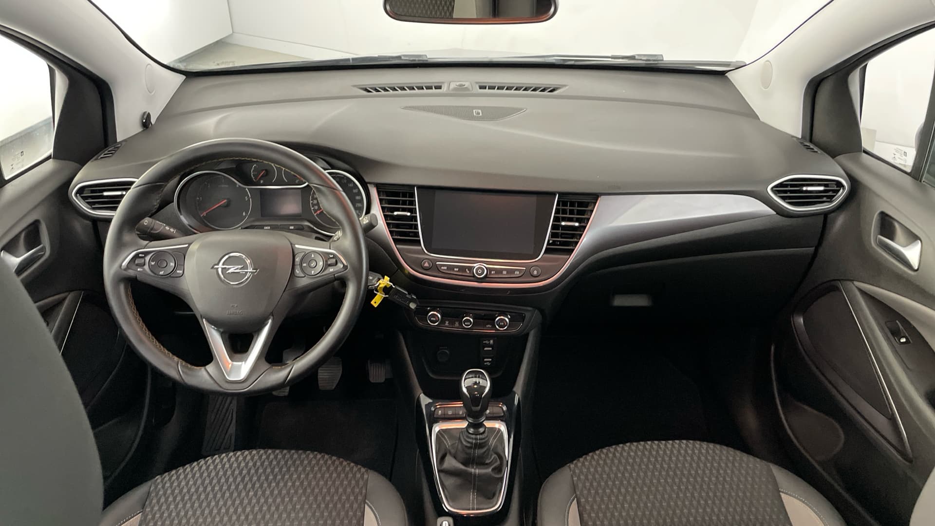 Opel Crossland X - 10