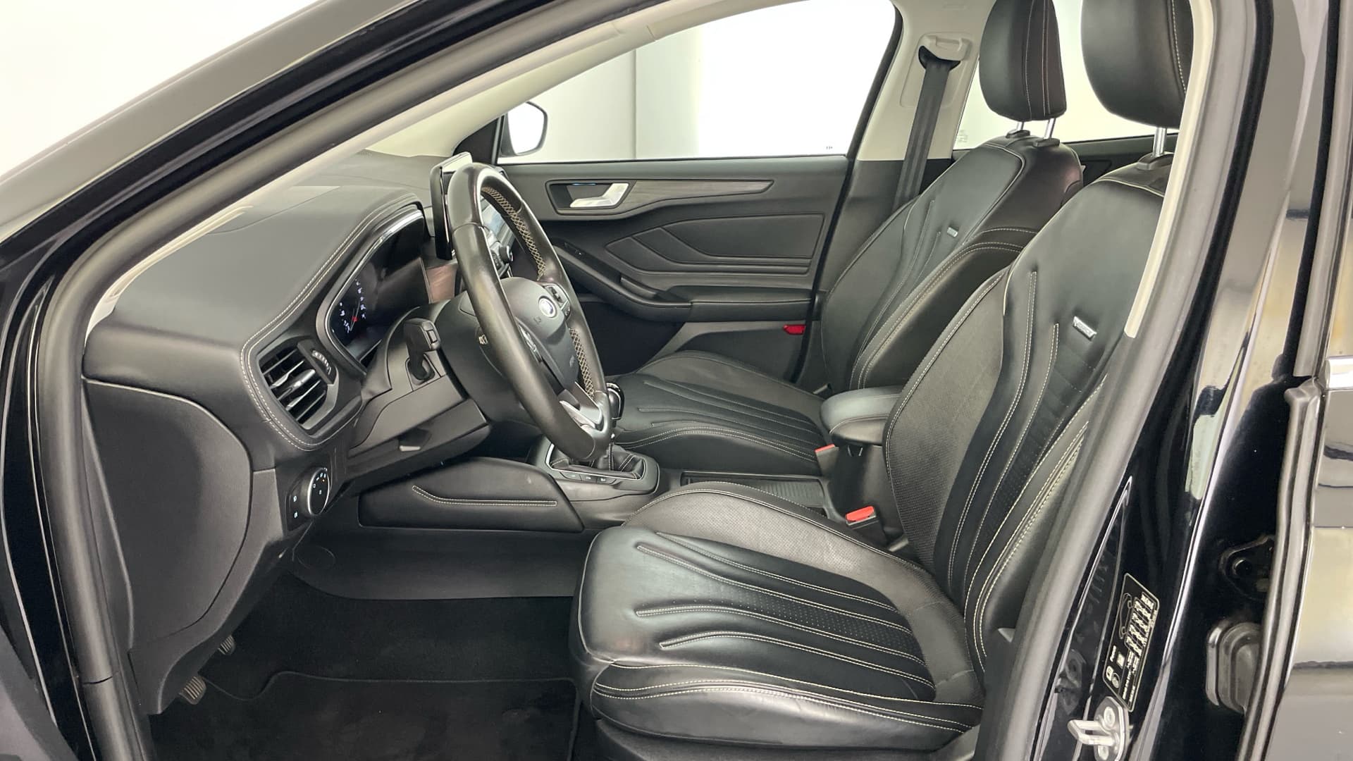 Ford Focus - 11