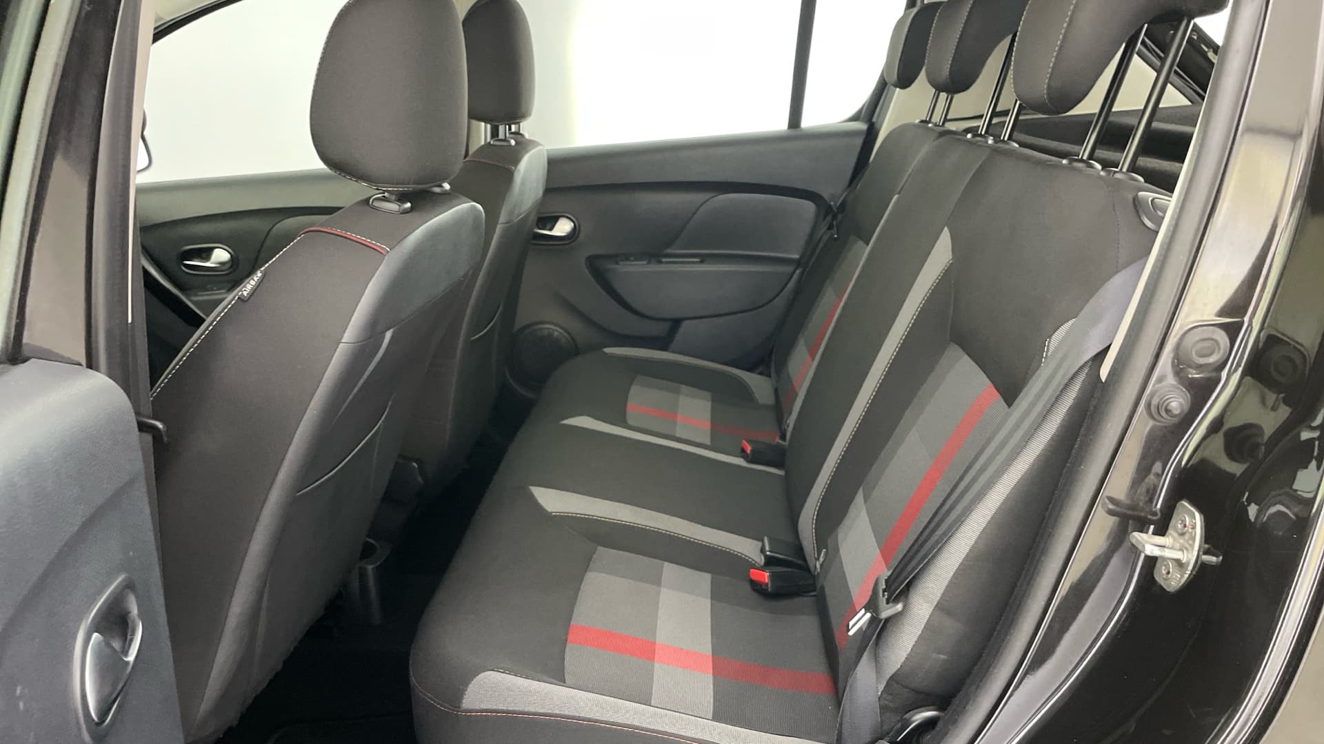 Dacia Sandero - 12