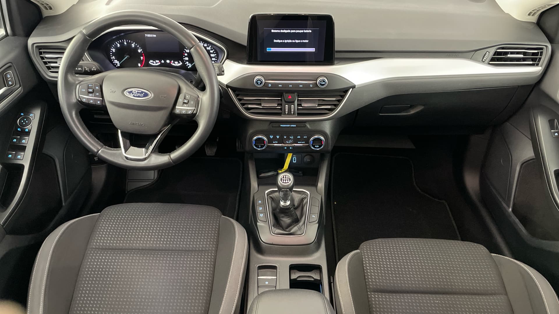 Ford Focus - 10