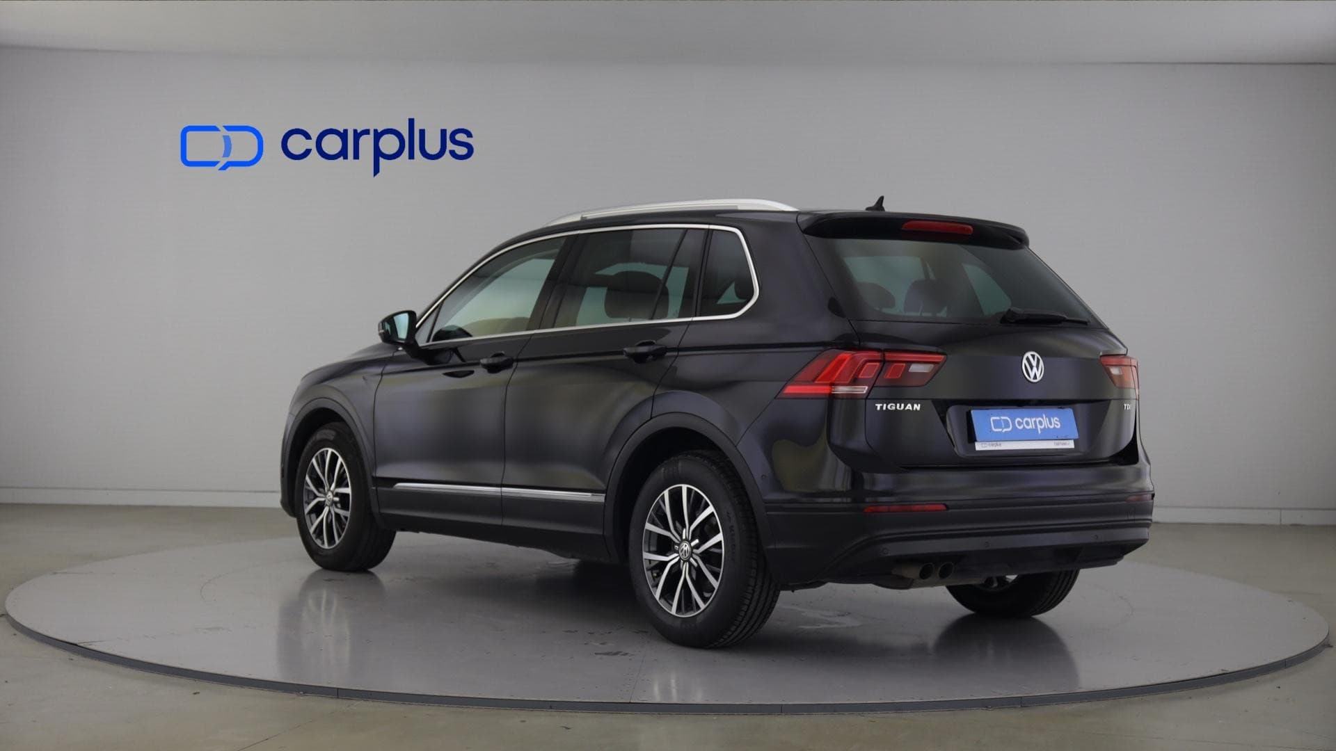 Volkswagen Tiguan - 3
