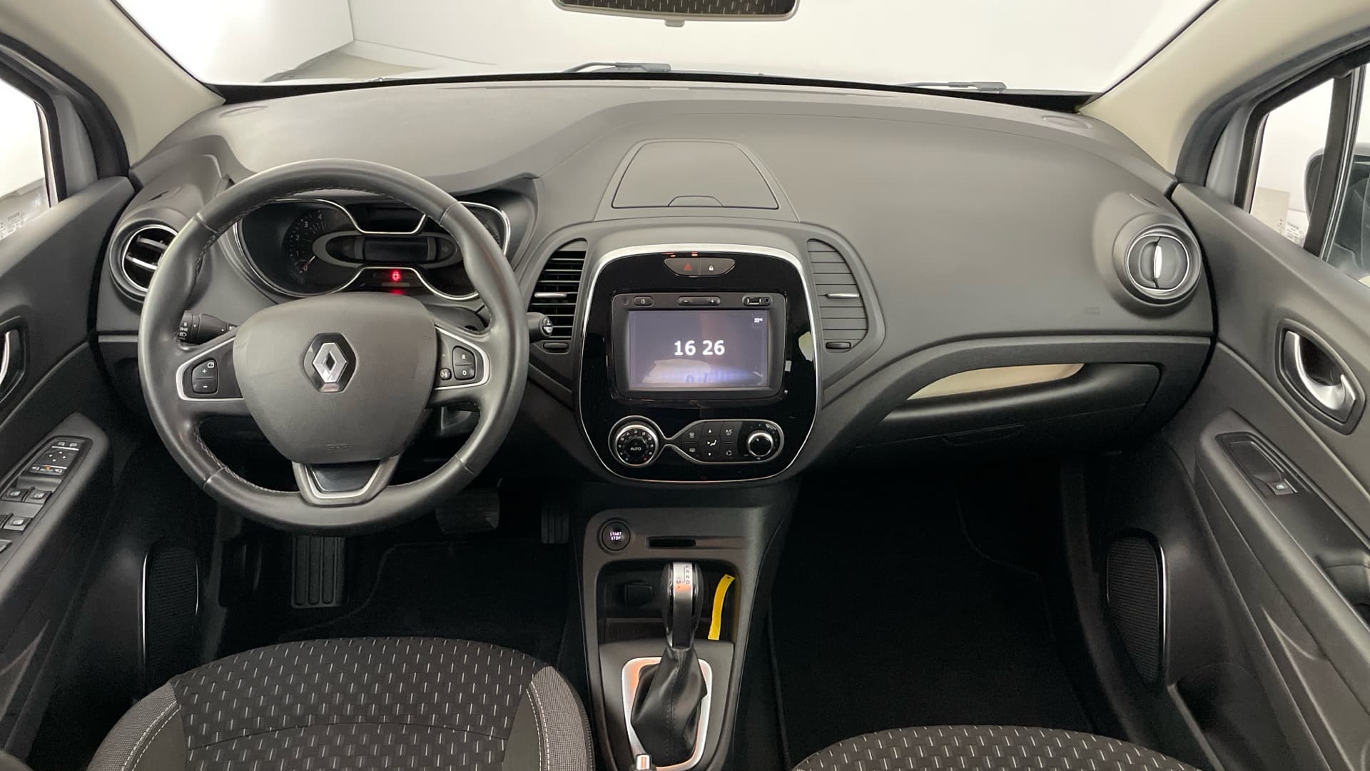 Renault Captur - 10