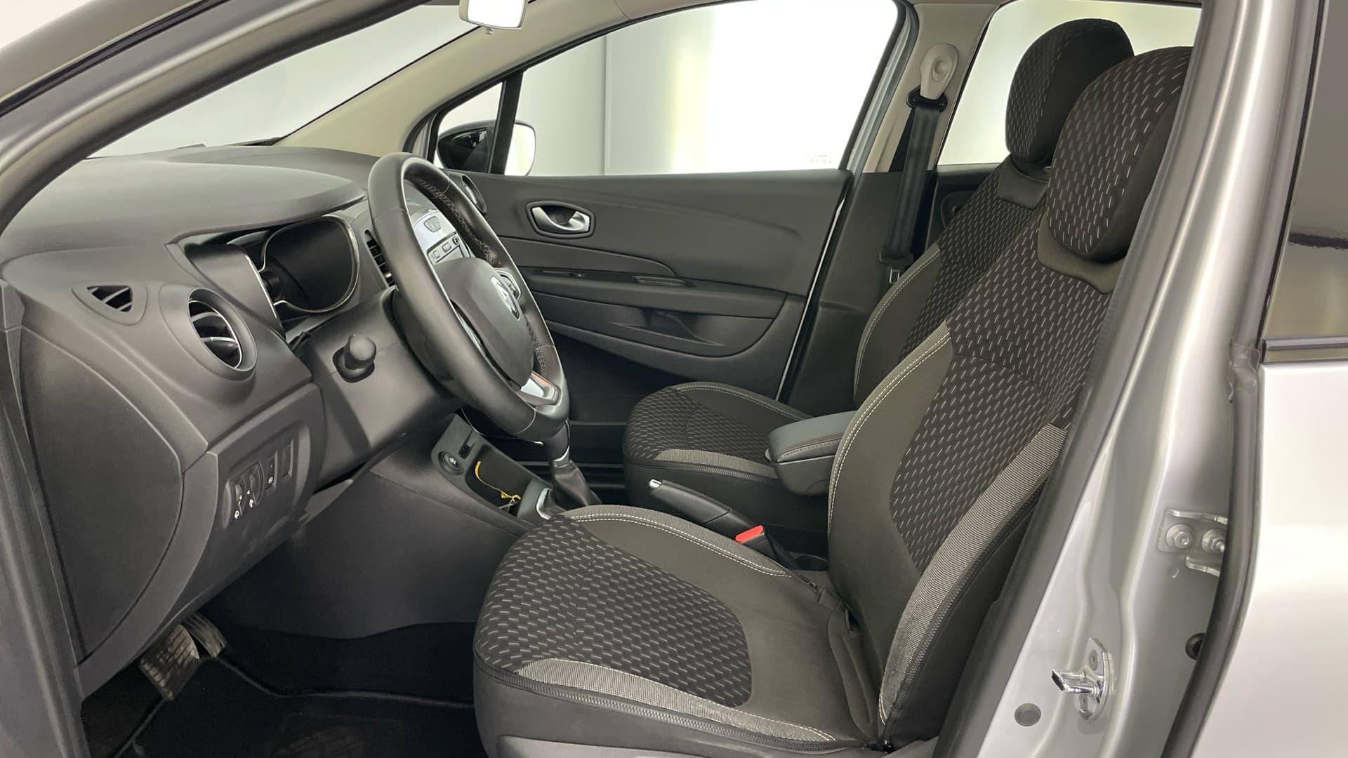 Renault Captur - 11
