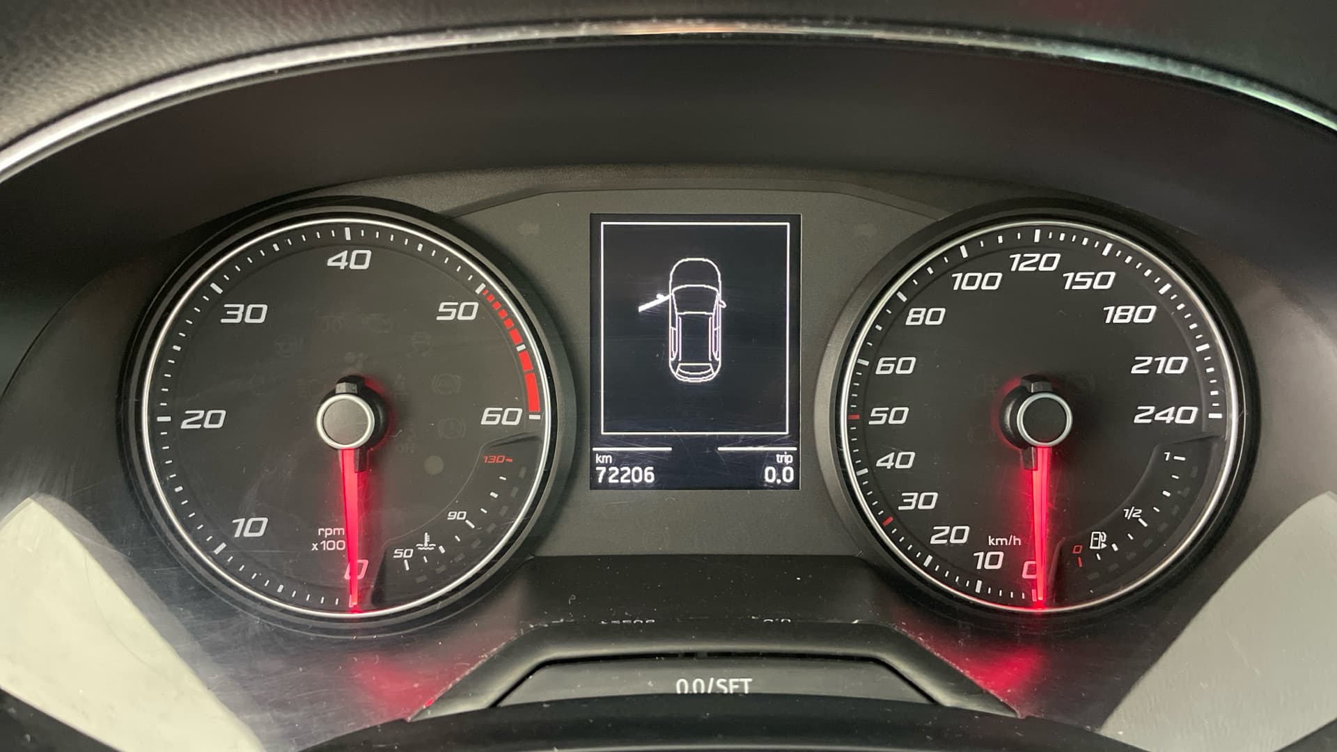 SEAT Arona - 9