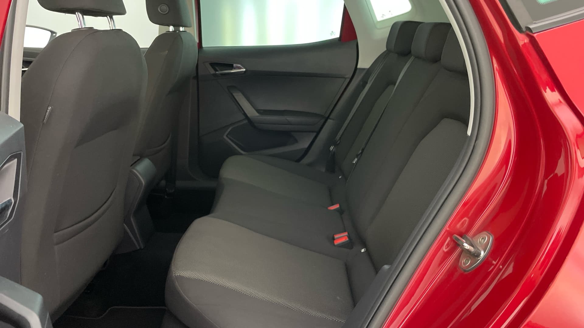 SEAT Arona - 12