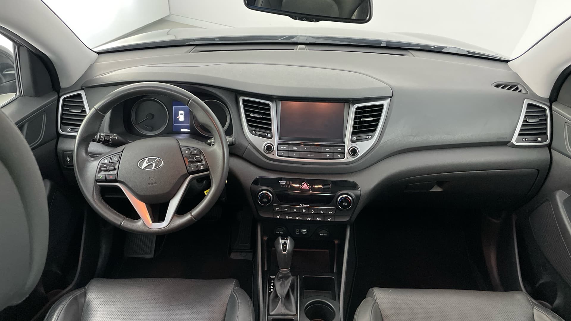 Hyundai Tucson - 10