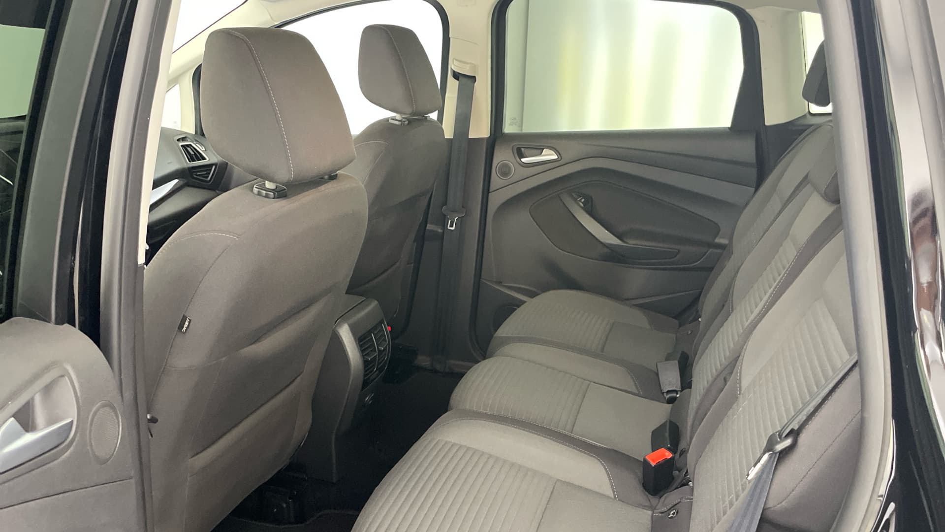 Ford C-Max - 12