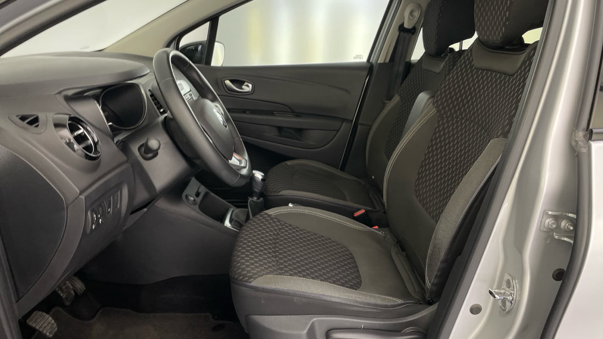 Renault Captur - 11
