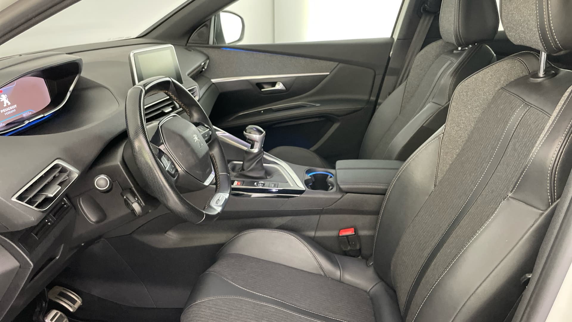 Peugeot 3008 - 11