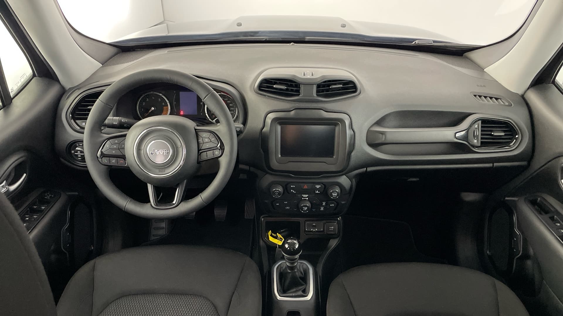 Jeep Renegade - 10