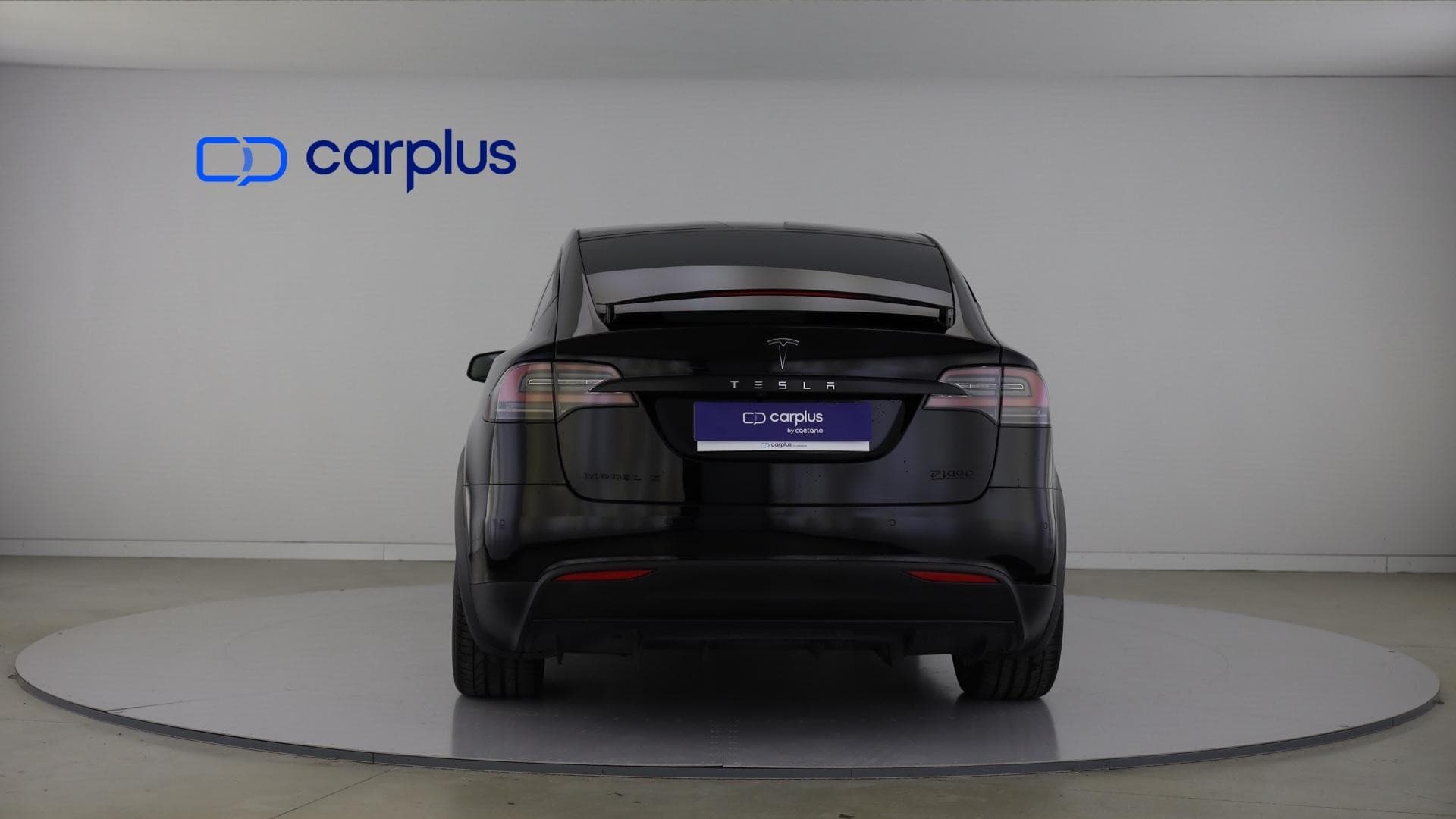Tesla Model X - 2