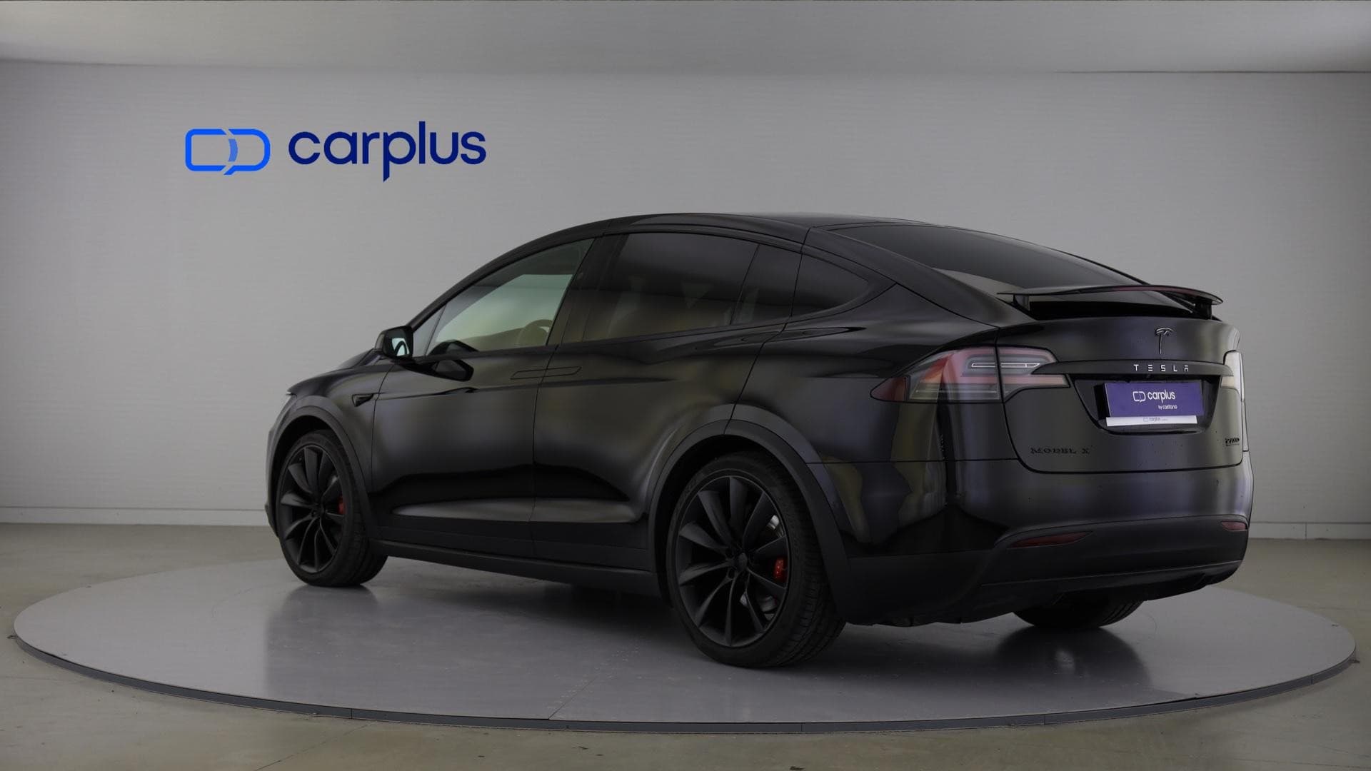 Tesla Model X - 3