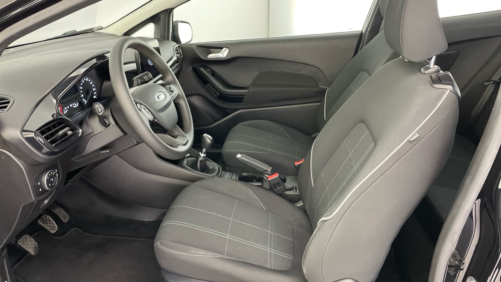 Ford Fiesta - 11
