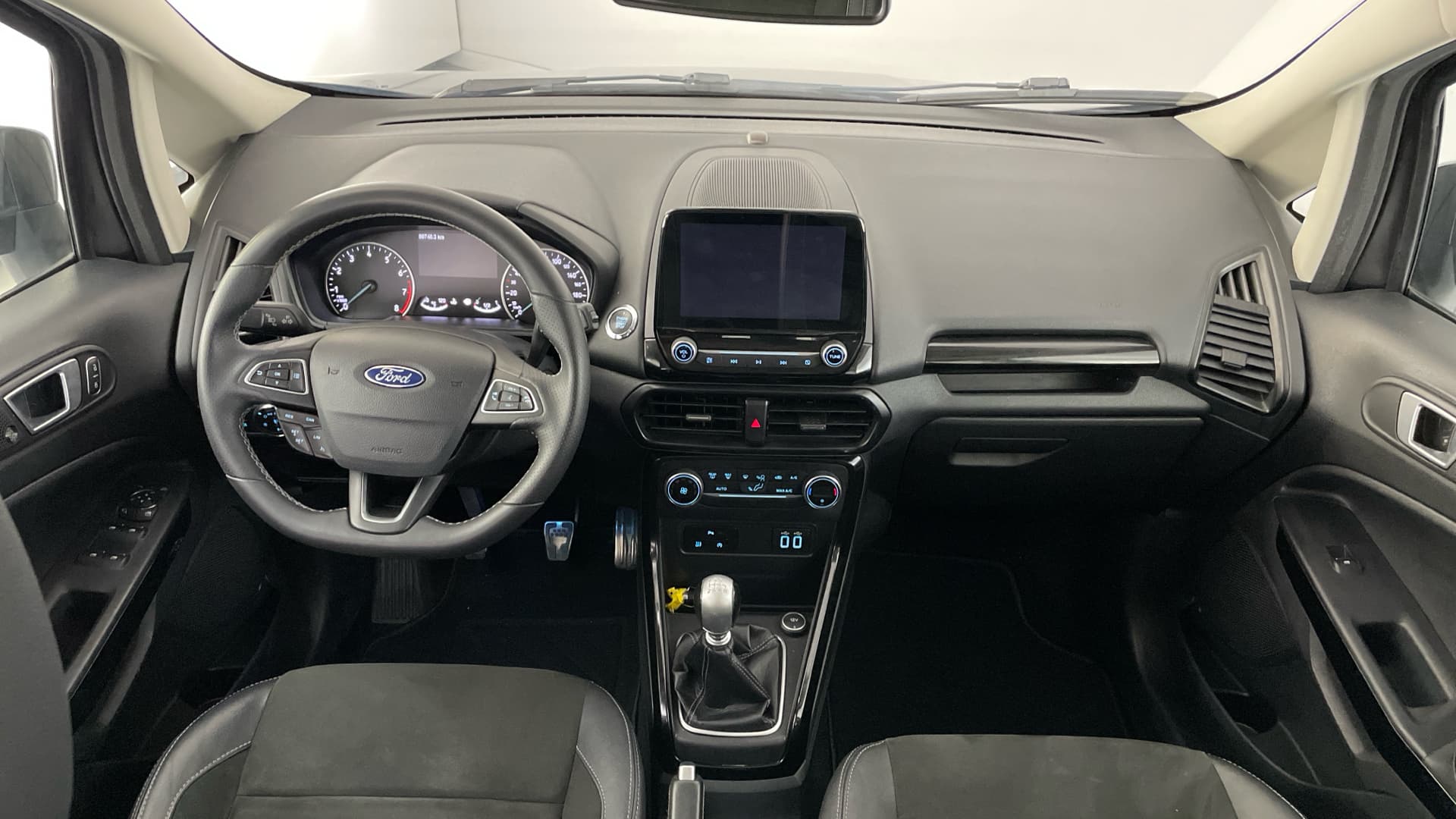 Ford EcoSport - 10