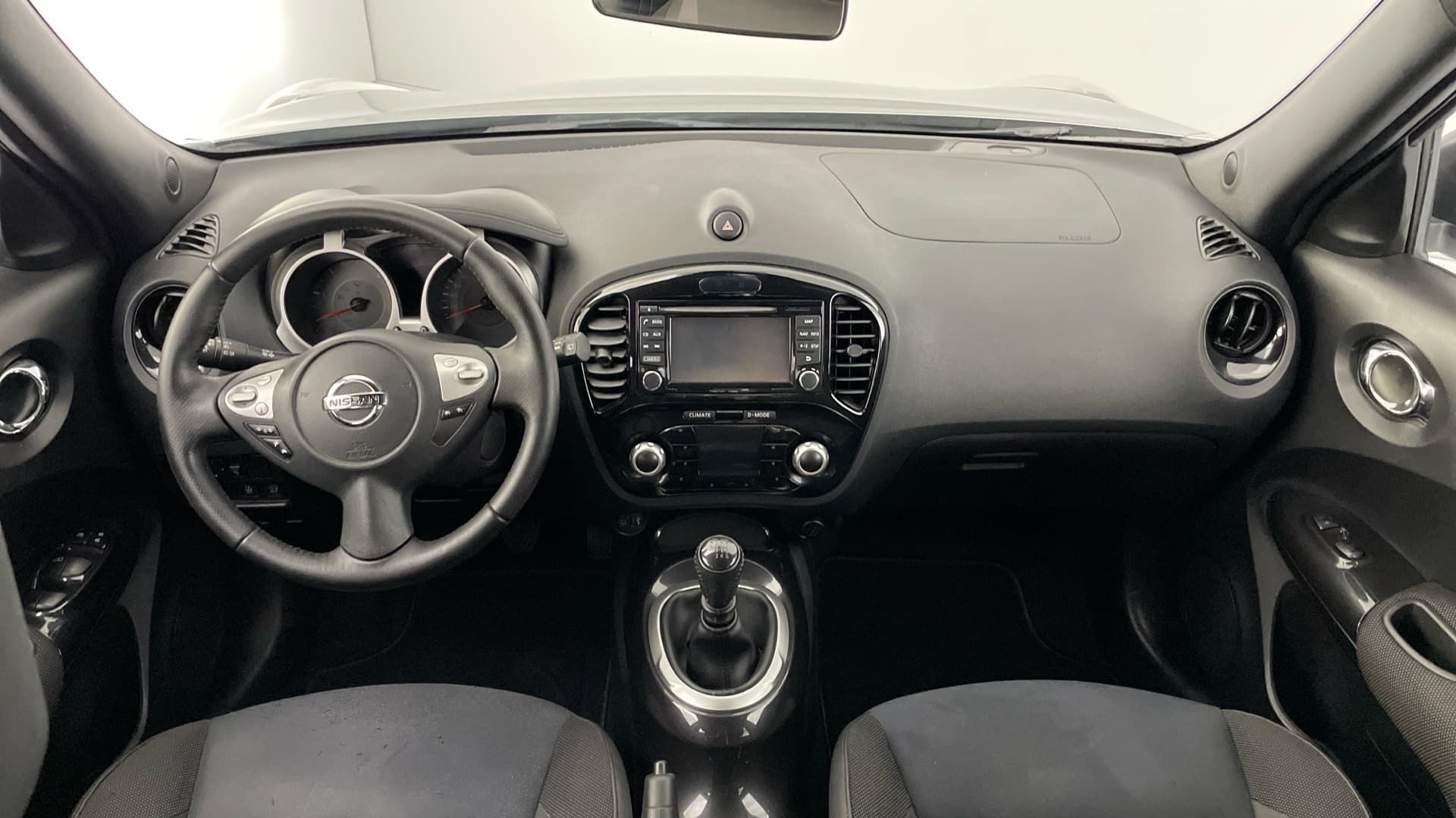 Nissan JUKE - 10