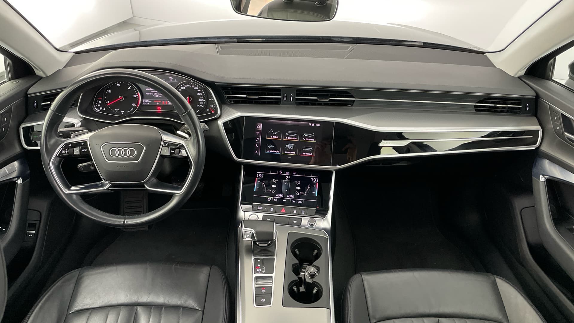 Audi A6 - 10