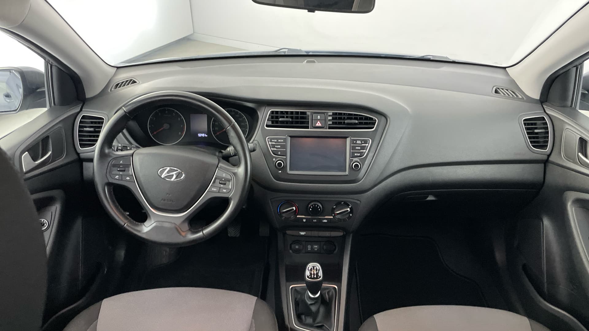Hyundai i20 - 10