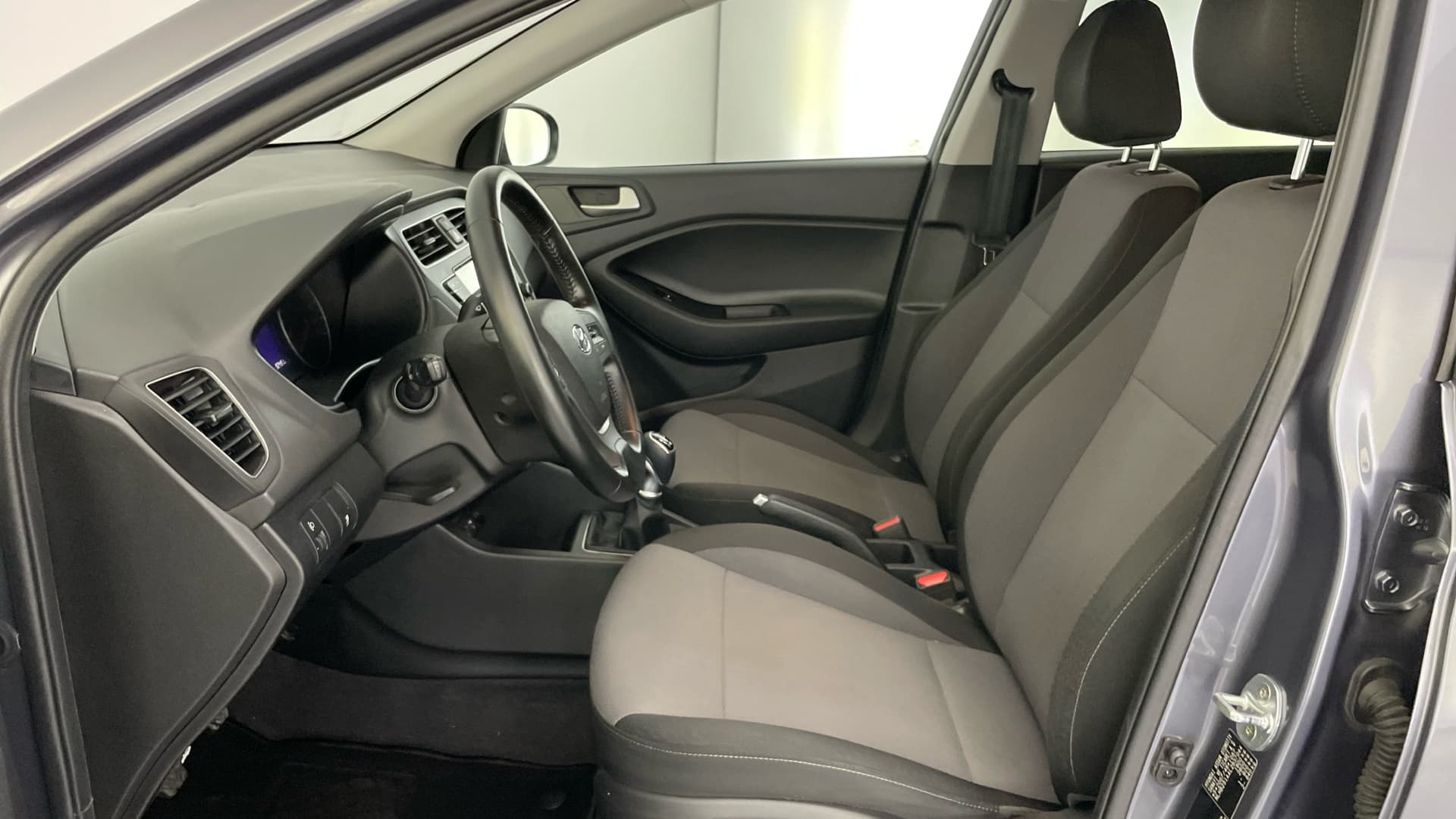 Hyundai i20 - 11