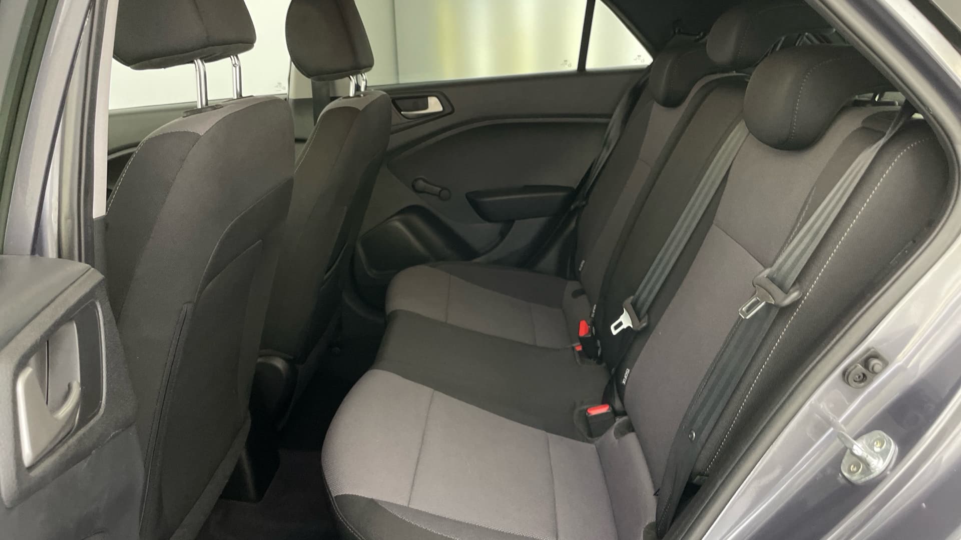 Hyundai i20 - 12
