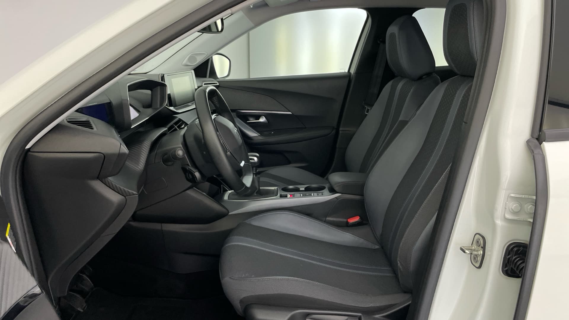 Peugeot 2008 - 11
