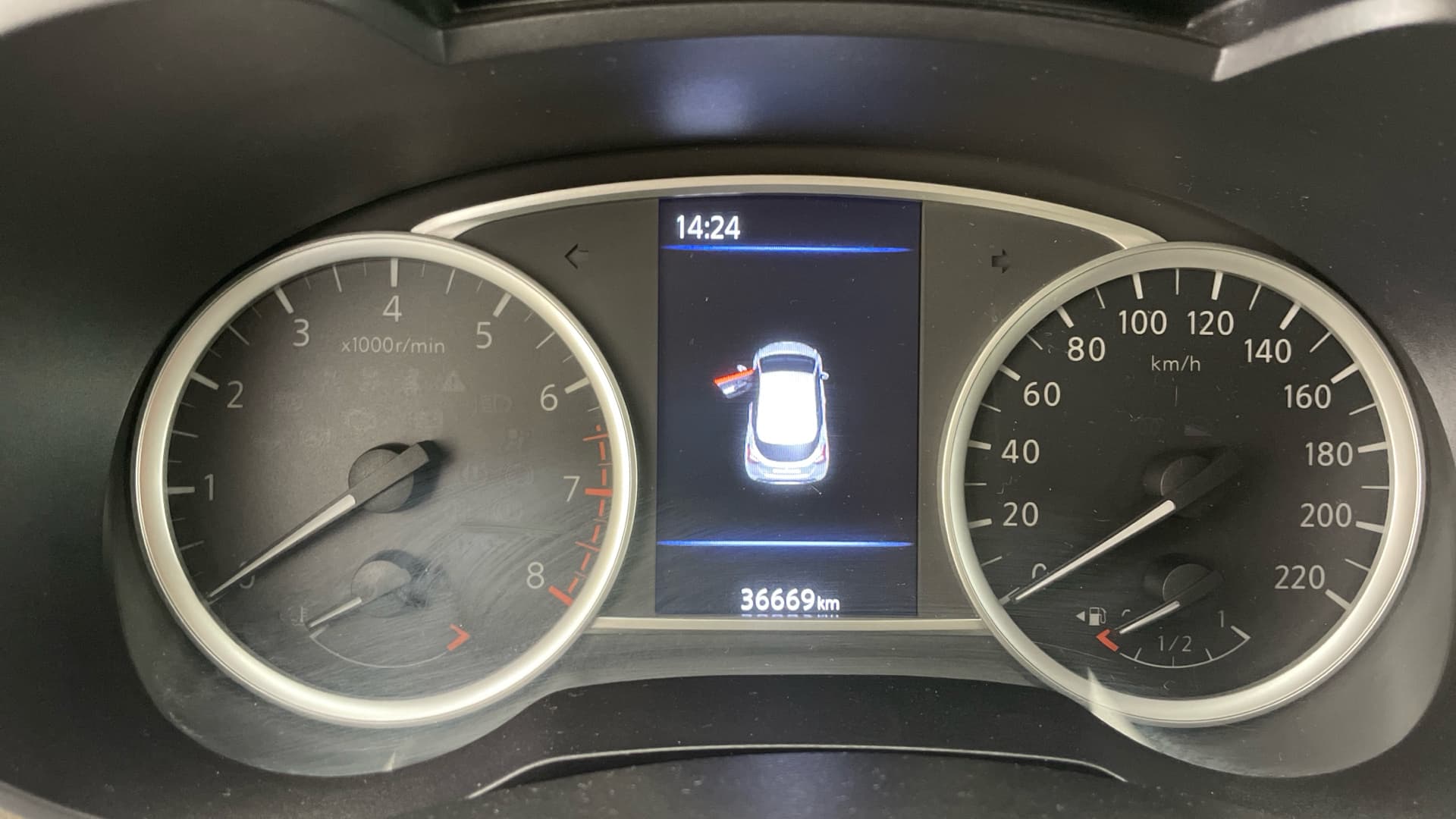 Nissan Micra - 9