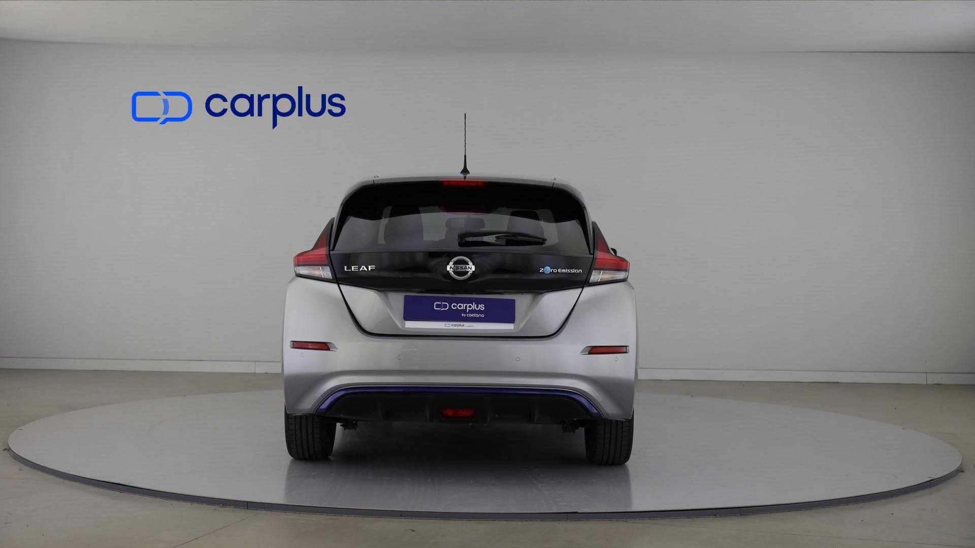 Nissan LEAF - 2