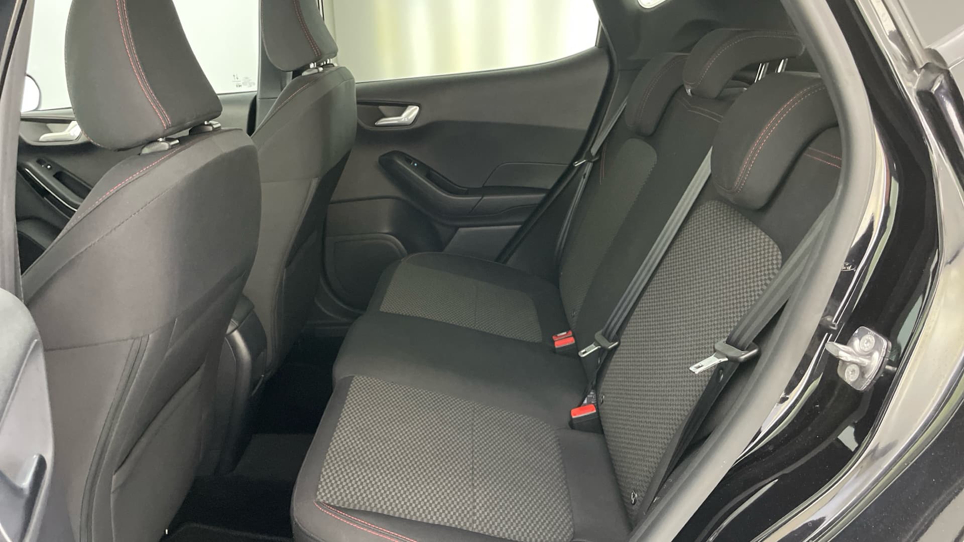 Ford Fiesta - 12