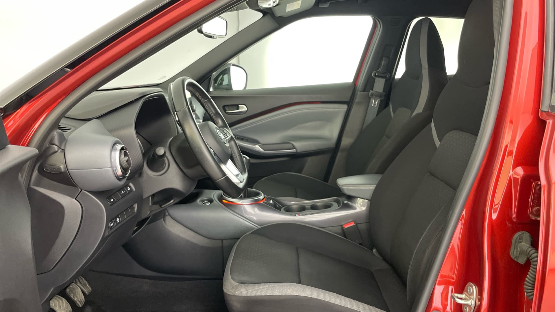 Nissan JUKE - 11