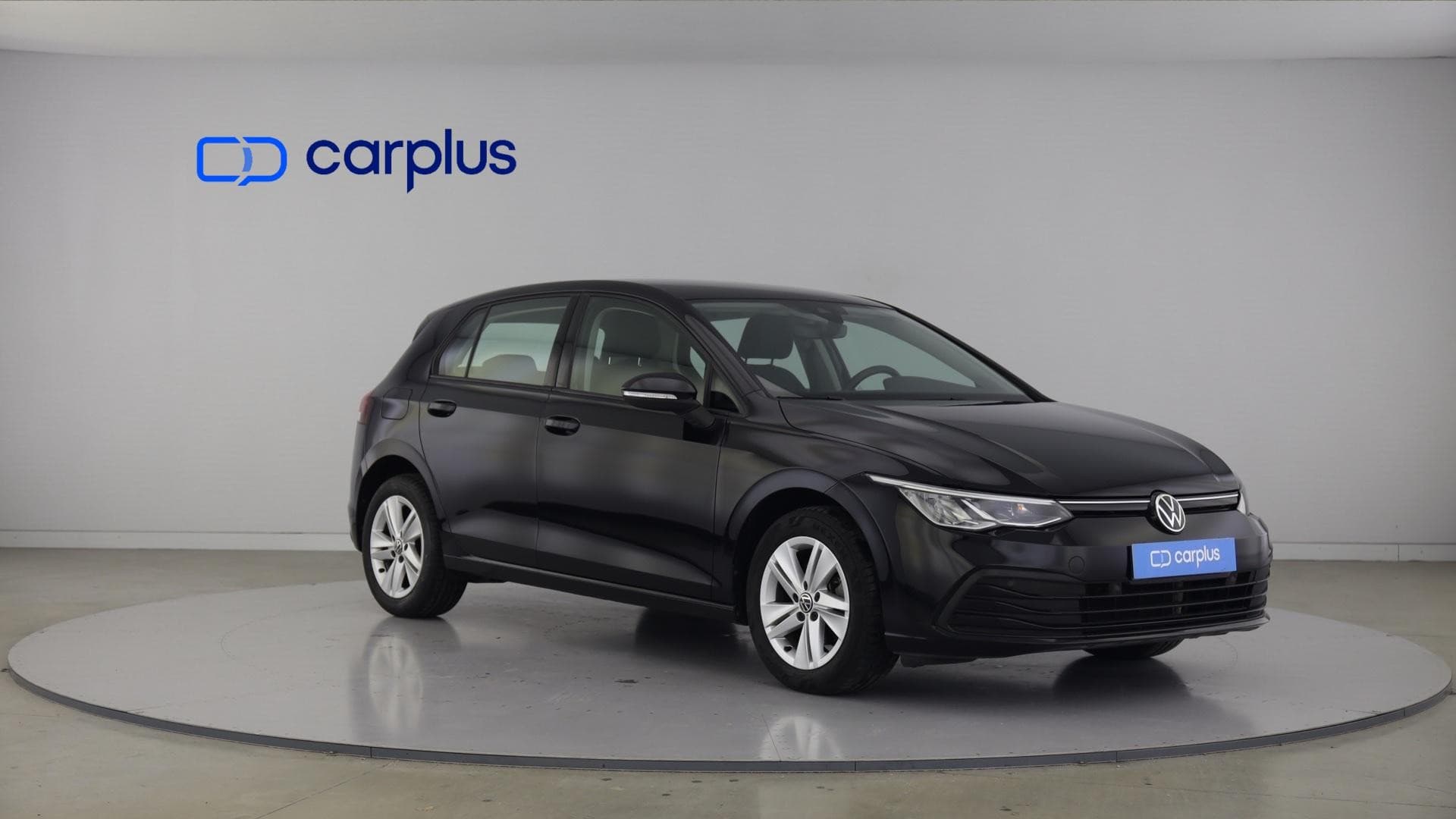 Volkswagen Golf - 6
