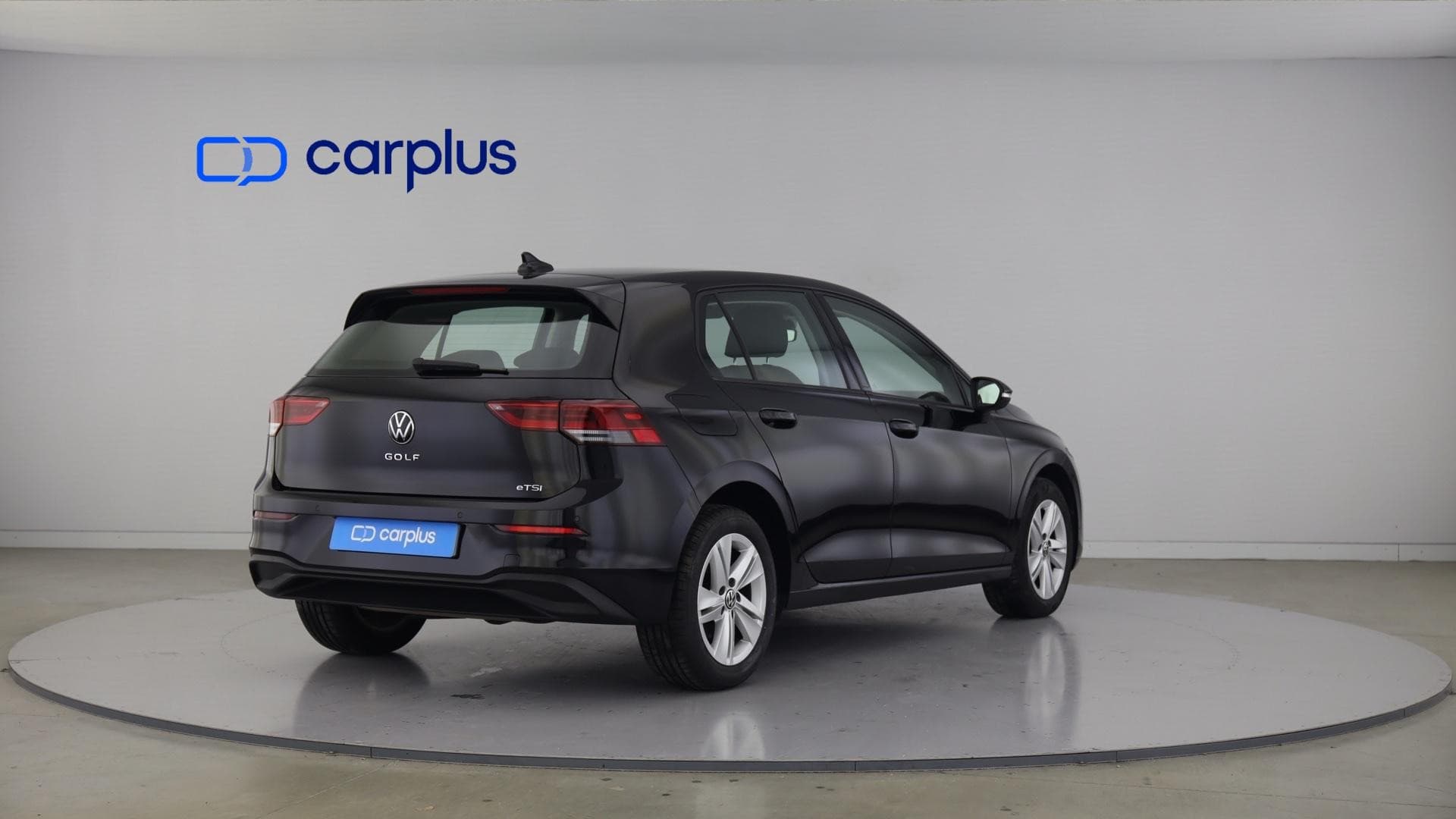 Volkswagen Golf - 8