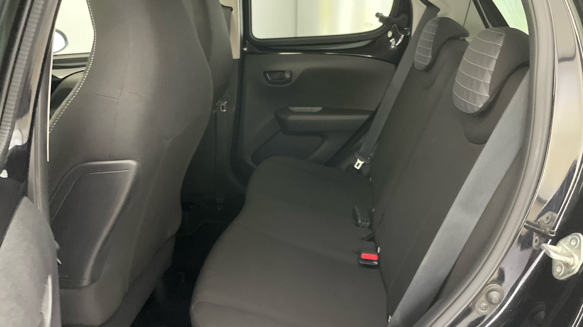 Peugeot 108 - 12