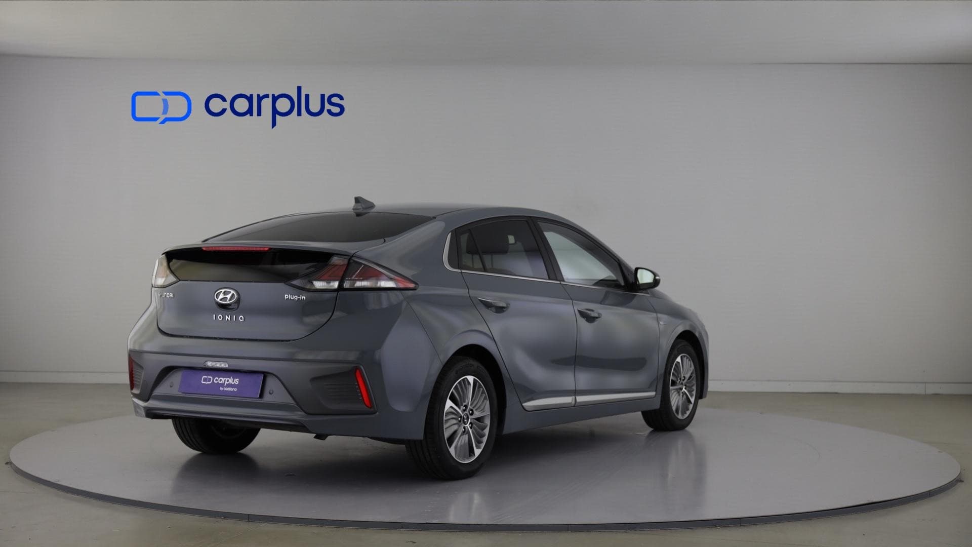 Hyundai IONIQ - 8