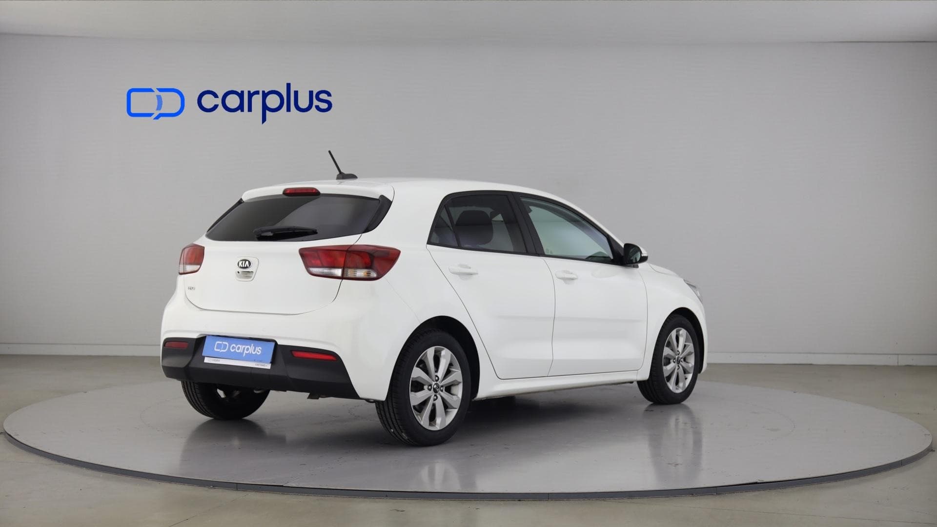 Kia Rio - 8