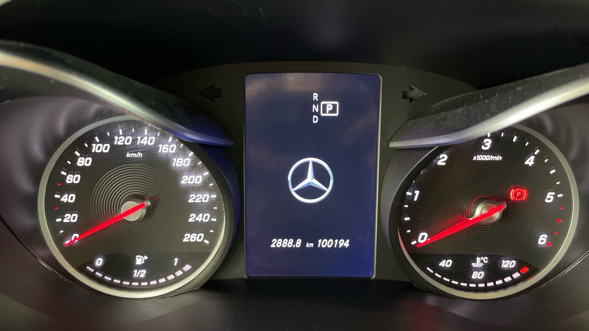 Mercedes-Benz GLC - 9