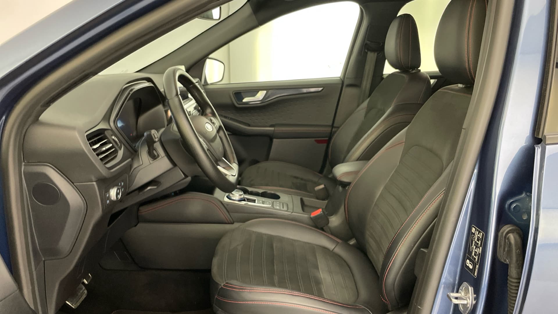 Ford Kuga - 11
