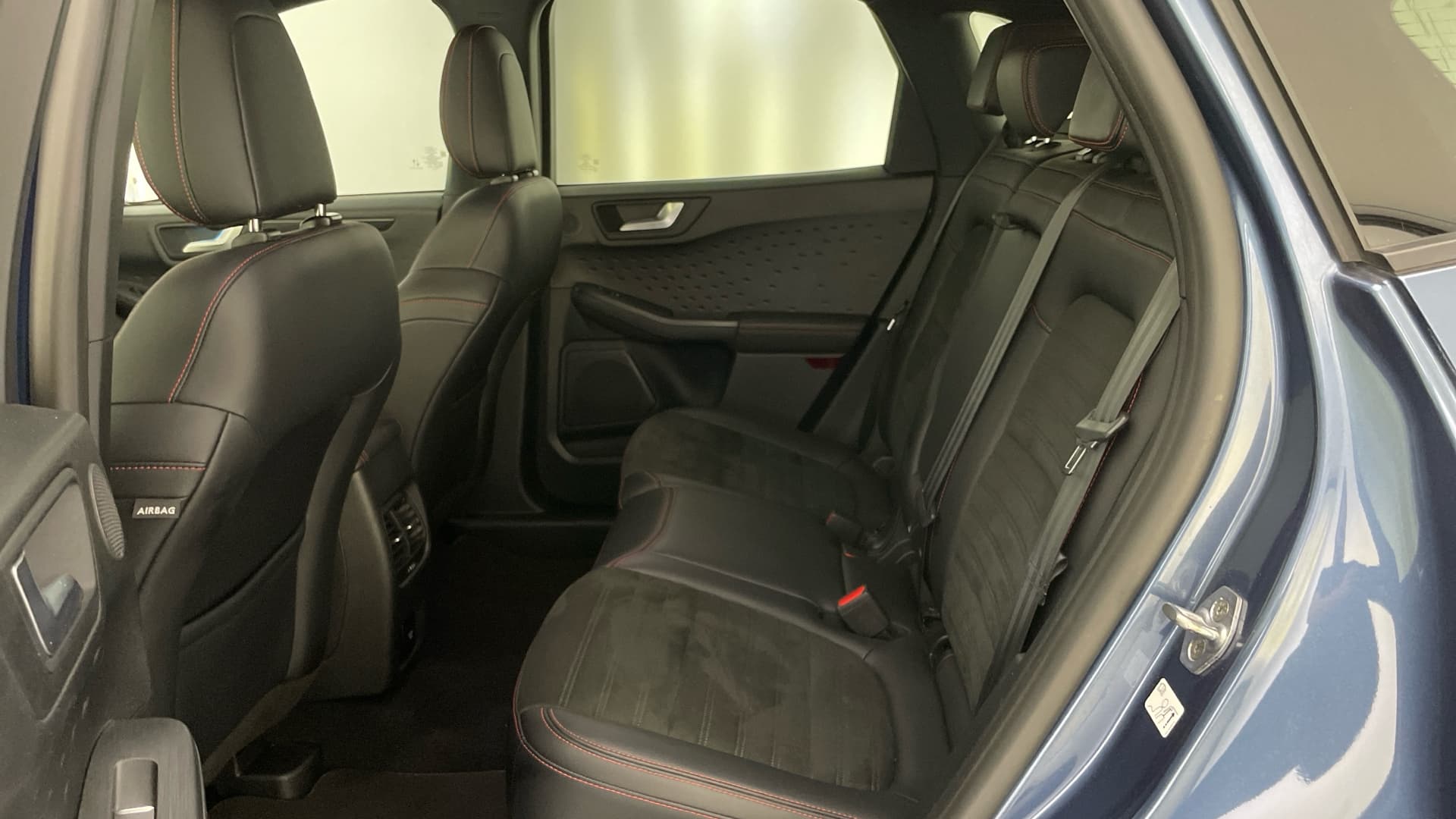 Ford Kuga - 12