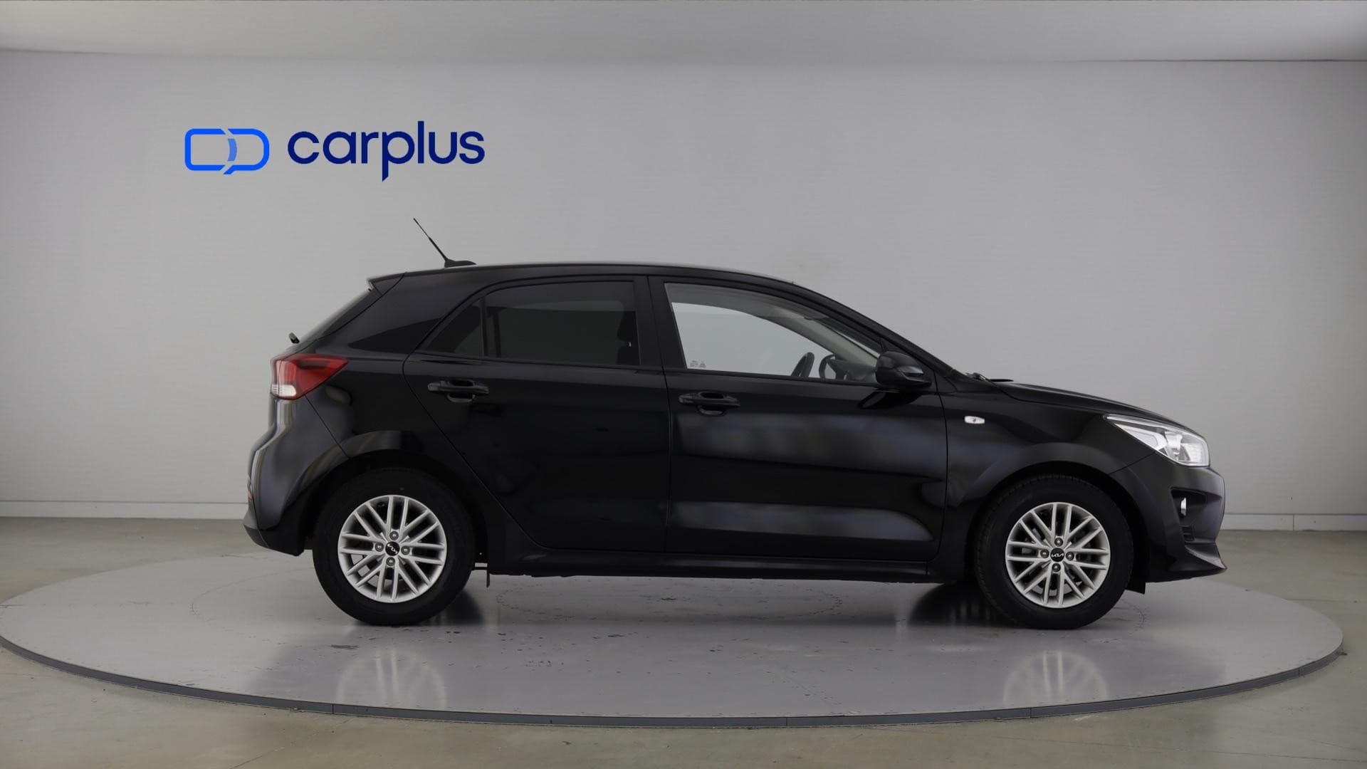 Kia Rio - 7