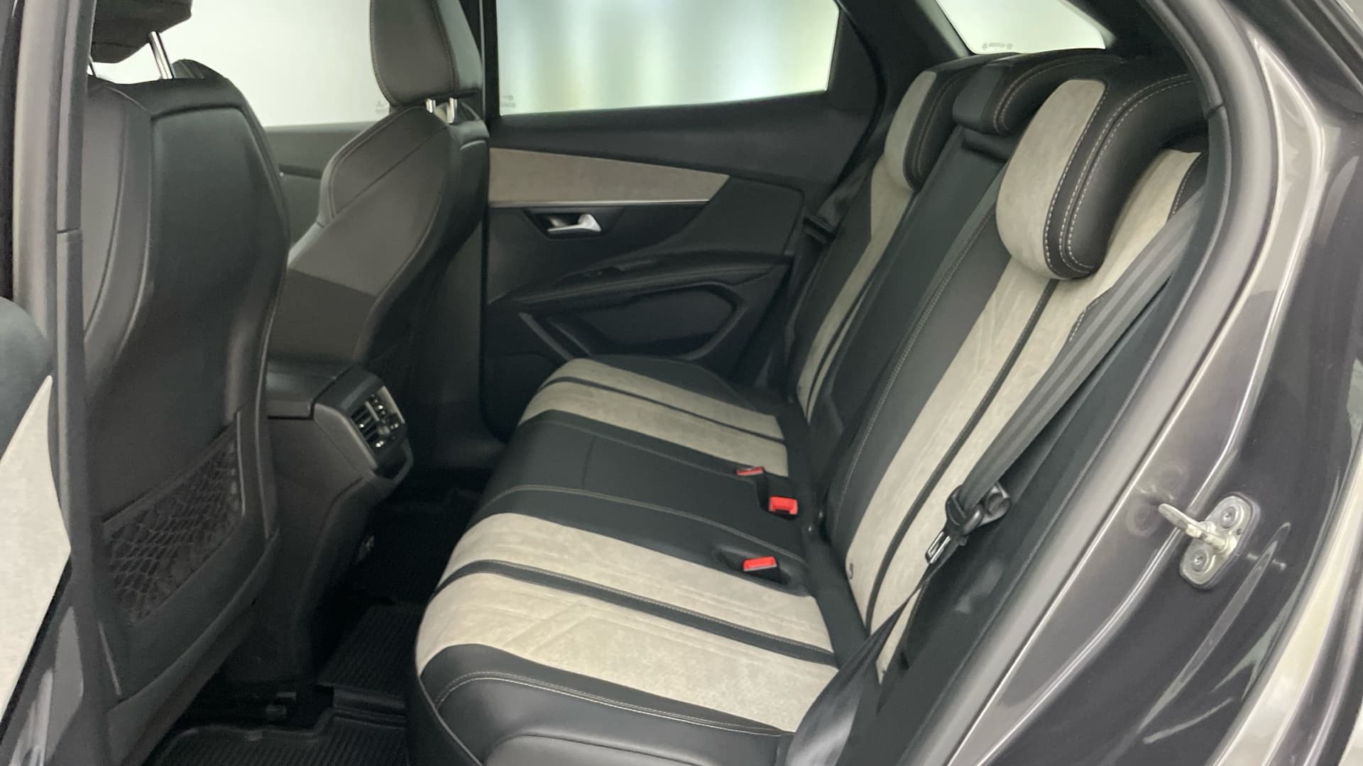 Peugeot 3008 - 12